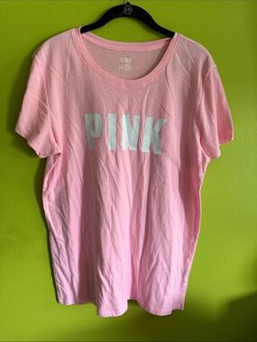 NWT Victoria's Secret PINK Short Sleeve Tee Shirt Color Pink Size L
